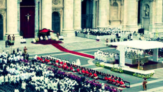Critican ausencia de representación peruana en canonización de Juan Pablo II