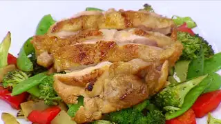 Aprenda a cocinar un nutritivo y delicioso pollo salteado con vegetales