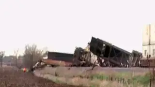 EEUU: tren se descarrila debido a paso de fuertes vientos en Illinois
