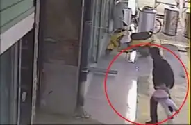 Hombre chino lanzó por los aires a su bebé tras discutir con su esposa