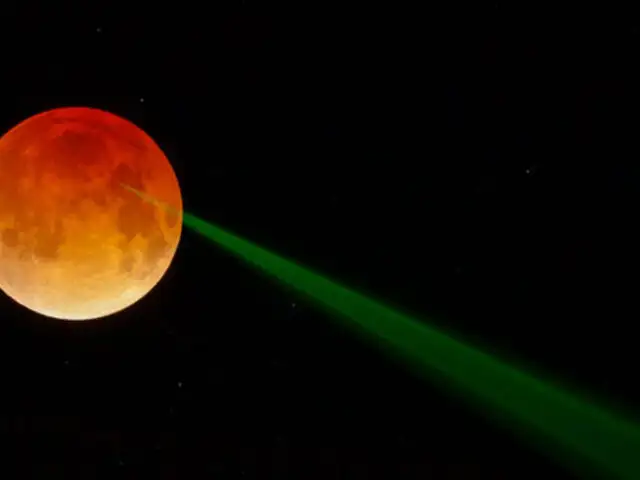 ¿Ciencia ficción? La NASA difunde increíble foto de la Luna roja