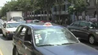 Taxis de Lima deberán estar identificados desde la segunda quincena de mayo