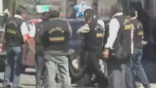 Arequipa: policía asesinó a dos hermanos y luego se suicidó en la vía pública
