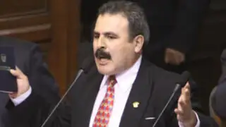 Congresista Jorge Rimarachín protagoniza fuerte altercado durante debate