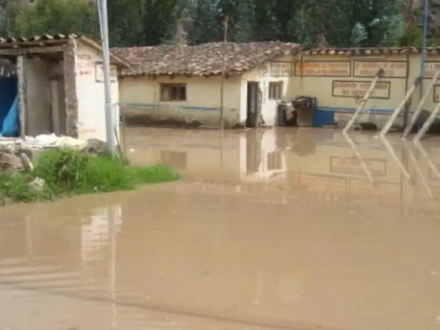 Al menos 70 familias afectadas por lluvias torrenciales en Oxapampa