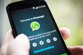 Reportan caída mundial de WhatsApp en redes sociales
