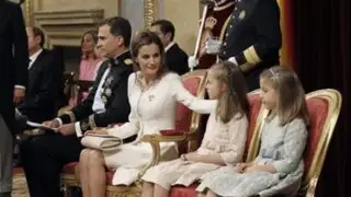 Bloguera de modas Niki Sánchez analiza look de la Reina Letizia