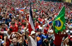 Samba y Gol: una marea roja inundó Copacabana tras clasificación de Costa Rica