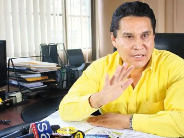 Carlos Burgos: Sigo en carrera electoral, presentaré recurso contra tacha del JNE