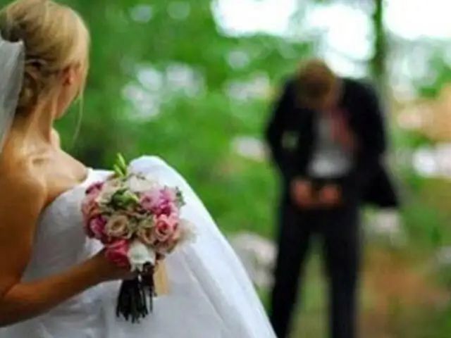 FOTOS: 17 momentos durante una boda que jamás se debieron inmortalizar