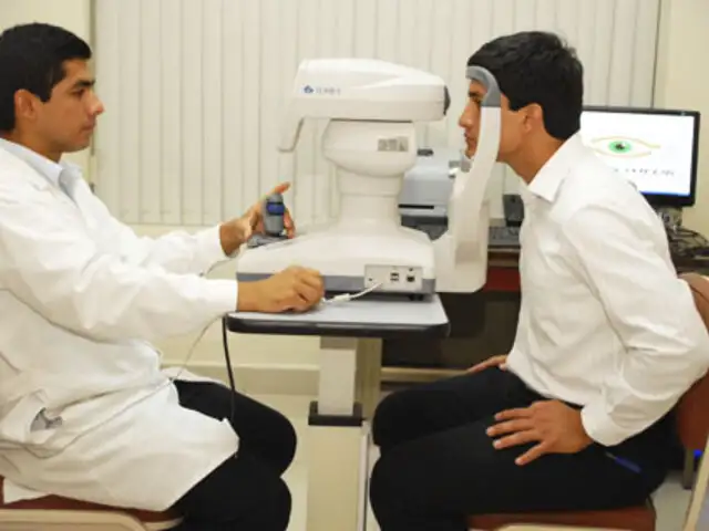 Especialistas recomiendan que la Presbicia sea tratada por oftalmólogo