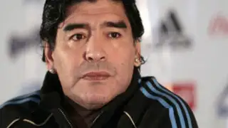 Maradona dice que la "Selección argentina no puede ser el Deportivo Messi"