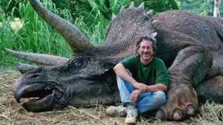Steven Spielberg es atacado en las redes por haber ‘matado a un dinosaurio’