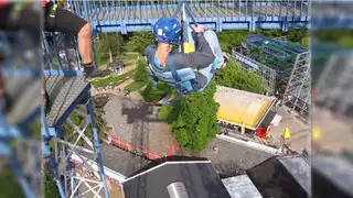 VÍDEO: espectacular caída libre desde 90 metros sin extrema protección