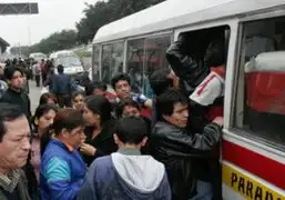 Paro en el Callao: transportistas protagonizaron enfrentamientos con la Policía