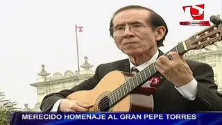 Rinden homenaje a gran guitarrista Pepe Torres por sus 60 años de trayectoria
