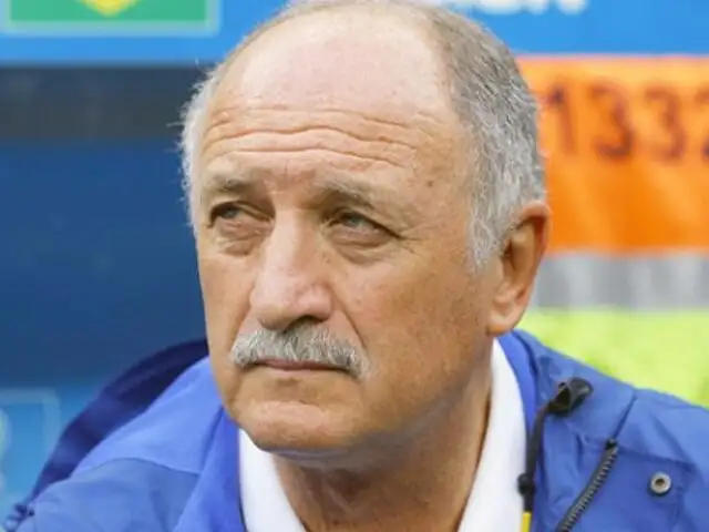 Luiz Felipe Scolari renunció como técnico de la selección brasileña