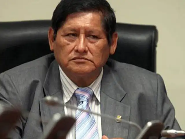 Congresista Juan Pari confirma su renuncia a la bancada de Gana Perú