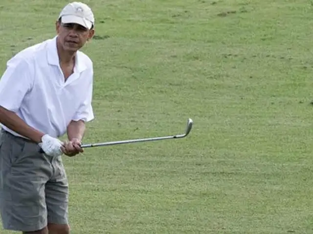 Barack Obama fue criticado por jugar golf en plena crisis internacional