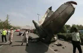 Irán: reportan 40 muertos tras caída de avión en Teherán