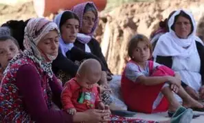 Estado Islámico habría enterrado vivos a niños y mujeres en fosas