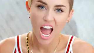Cantante Miley Cyrus es captada nuevamente consumiendo drogas