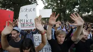 EEUU: continúan protestas por muerte de joven afroamericano