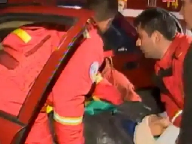 Taxista quedó atrapado tras impactar aparatosamente su vehículo en Breña