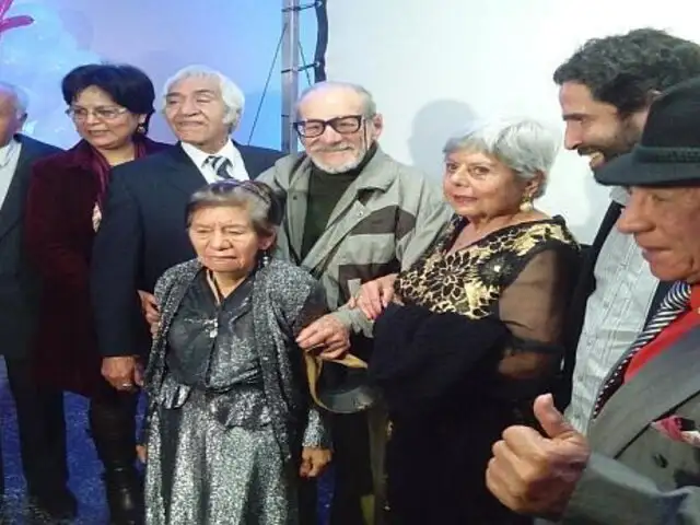 Como 'Viejos amigos': Carlos Gassols y Enrique Victoria visitaron Hogar Canevaro