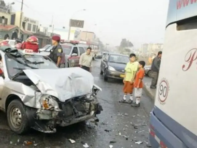 Junín: choque múltiple en la Carretera Central dejó un muerto