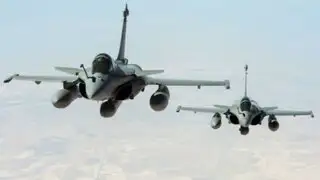 Irak: aviones franceses bombardearon instalaciones de Estado Islámico