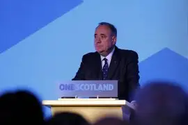 El primer ministro de Escocia renunció tras el rechazo a la independencia