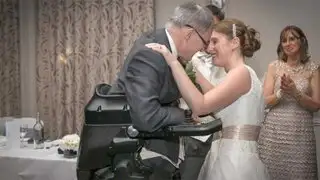 Hombre tetrapléjico sorprendió al ‘bailar’ en matrimonio de su hija