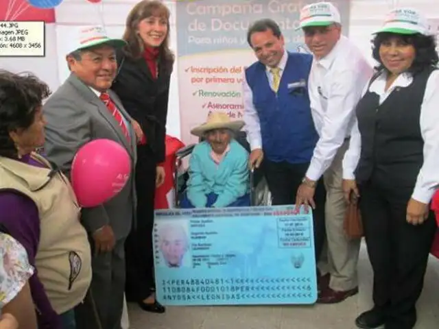 Ica: anciana de 103 años recibió su DNI por primera vez
