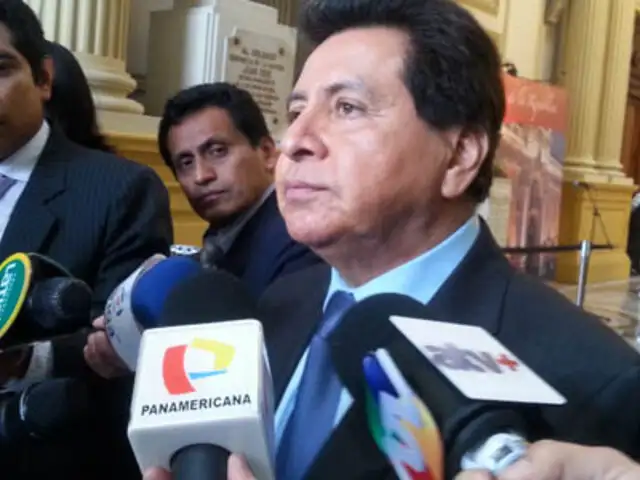 Congresista José León tiene como administrador de sus hoteles a un reo contumaz
