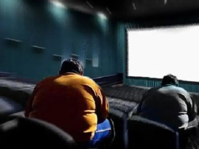 EEUU: estudio revela que las películas de acción provocan obesidad