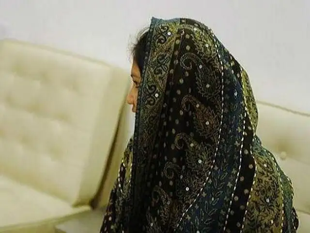 India: hombre encerró a su esposa en un baño por tres años