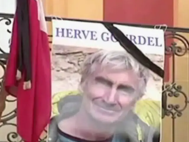 Francia: tres días de luto por asesinato de montañista en Argelia