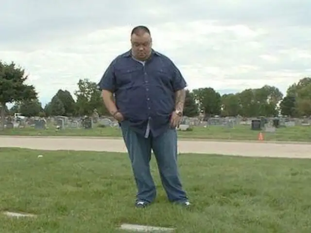 Estados Unidos: esposos visitan la tumba equivocada de su hijo por varios años