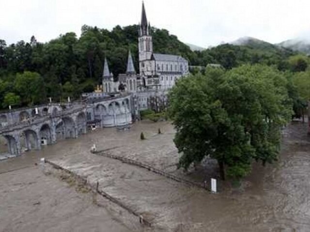 Francia declara estado de catástrofe natural por inundaciones en Montpellier