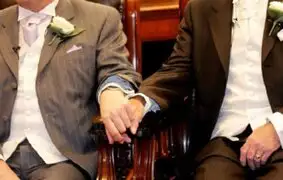 EEUU: suspenden matrimonio homosexual en dos estados