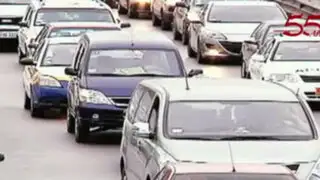 Informe 24: un millón 300 mil vehículos generan 75 puntos críticos de tráfico en Lima