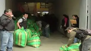 Incautan 400 sacos de productos ‘bamba’ en Gamarra