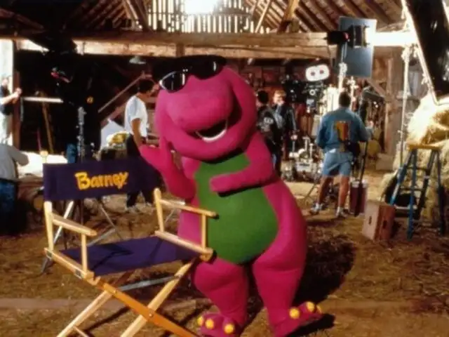 Detrás del disfraz de Barney: así luce hoy el hombre que dio vida al ícono infantil