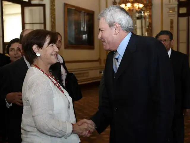 Luis Castañeda prevé reunirse con Susana Villarán tras entrega de credenciales