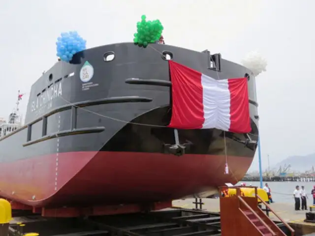 Minagri presentó nueva barcaza construida por Sima en Chimbote