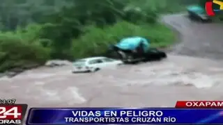 Oxapampa: Transportistas cruzan ríos poniendo decenas de vidas en peligro