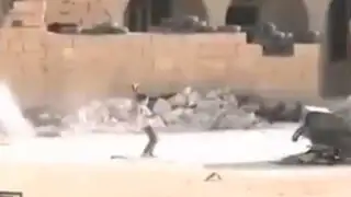 Siria: niño salva a hermana atrapada bajo el fuego de los francotiradores