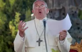 Papa Francisco reafirmó su posición en contra del aborto y la eutanasia