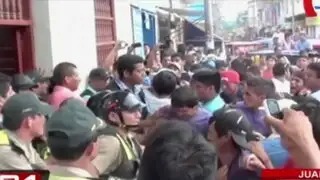 Juanjuí: pobladores intentan tomar comisaría para linchar a un delincuente